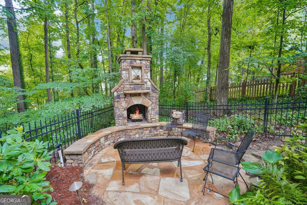 706 Braidwood Ridge NW