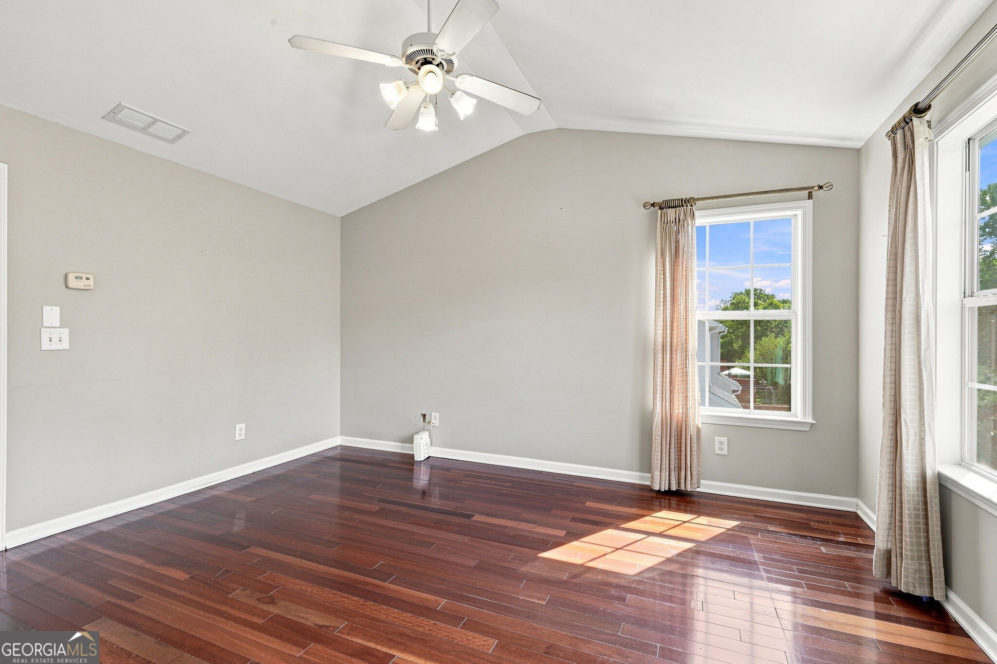 3837 Chattahoochee Summit Drive SE