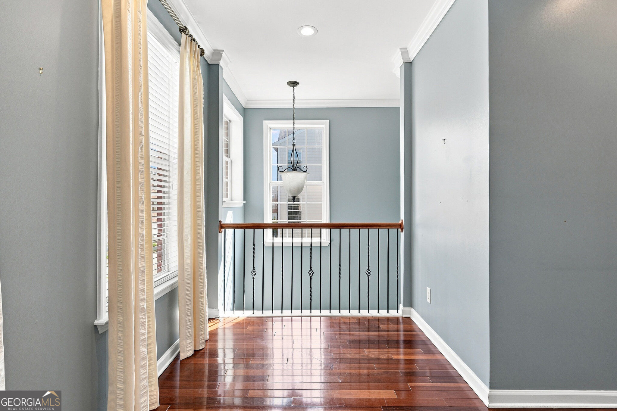 3837 Chattahoochee Summit Drive SE