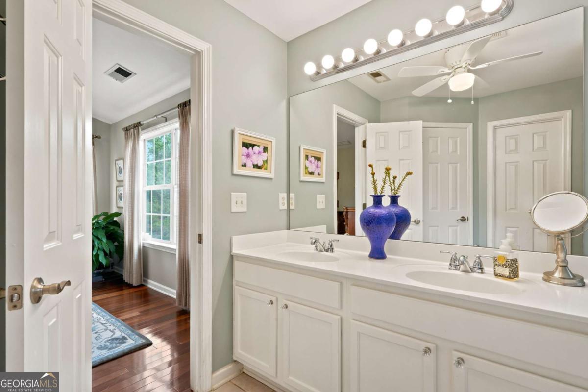 3837 Chattahoochee Summit Drive SE