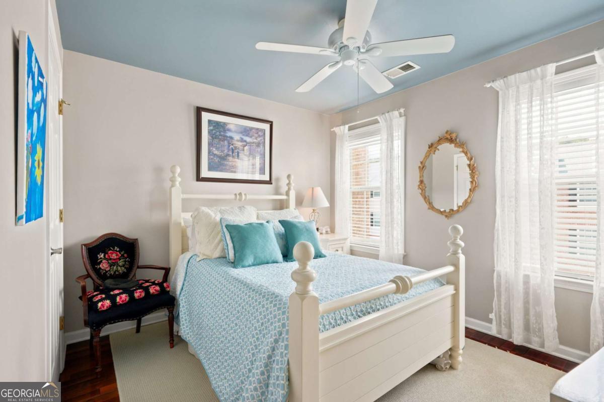 3837 Chattahoochee Summit Drive SE