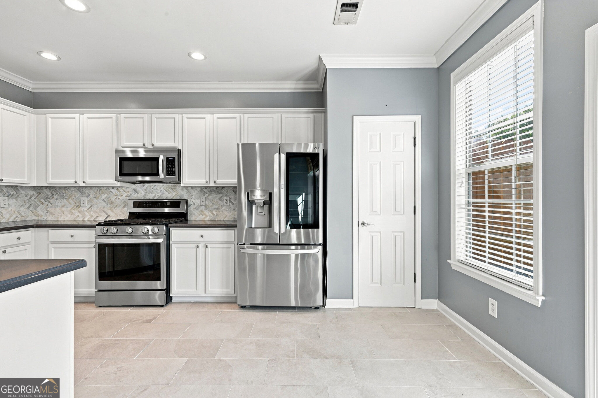 3837 Chattahoochee Summit Drive SE