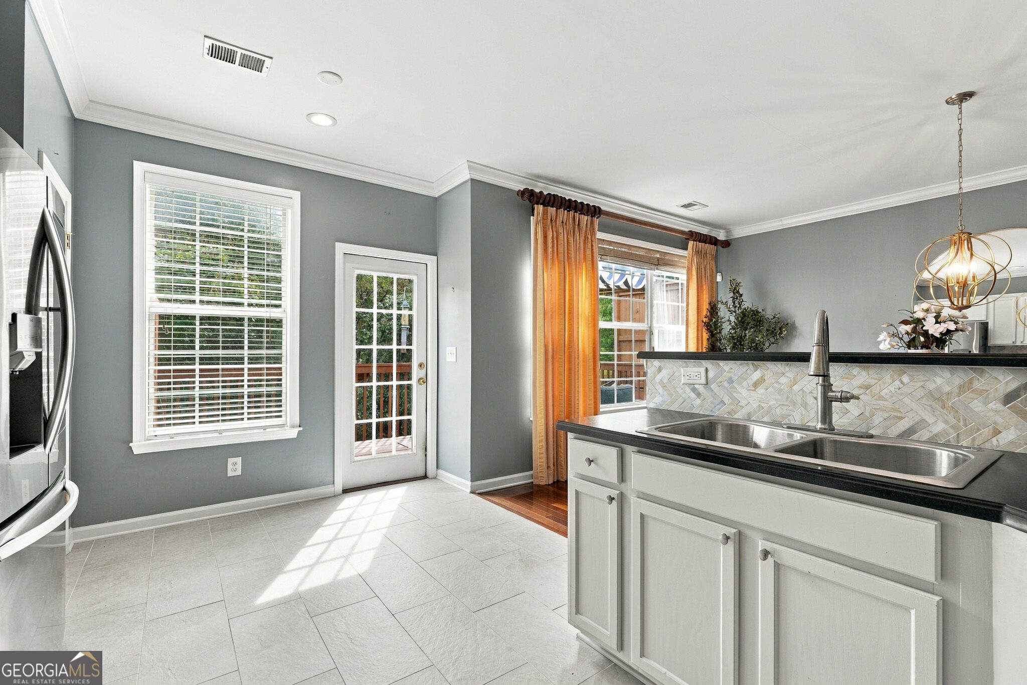 3837 Chattahoochee Summit Drive SE