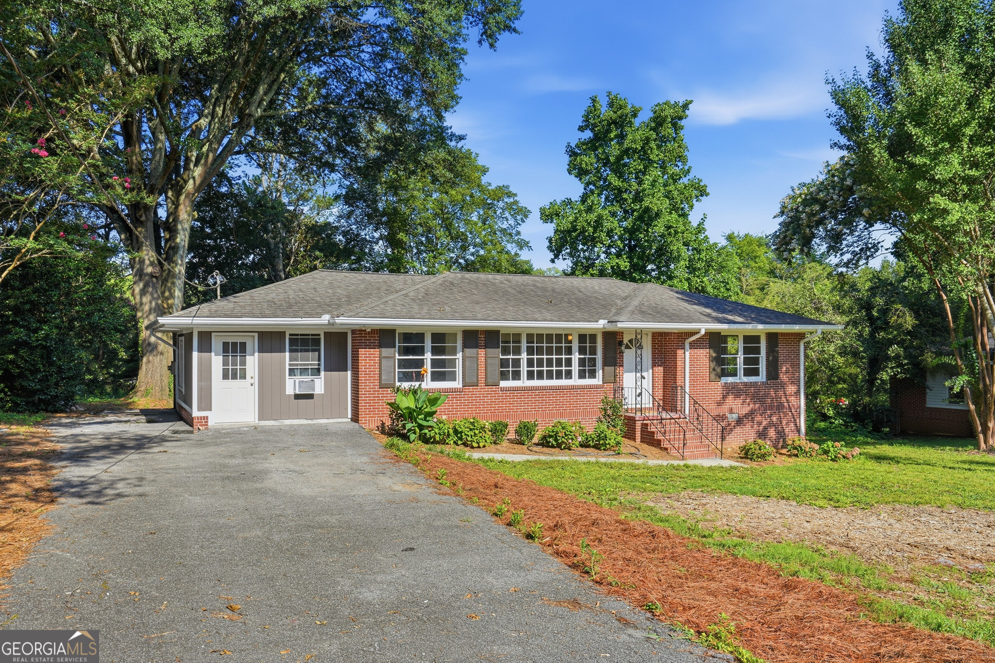 2675 Fraser Road