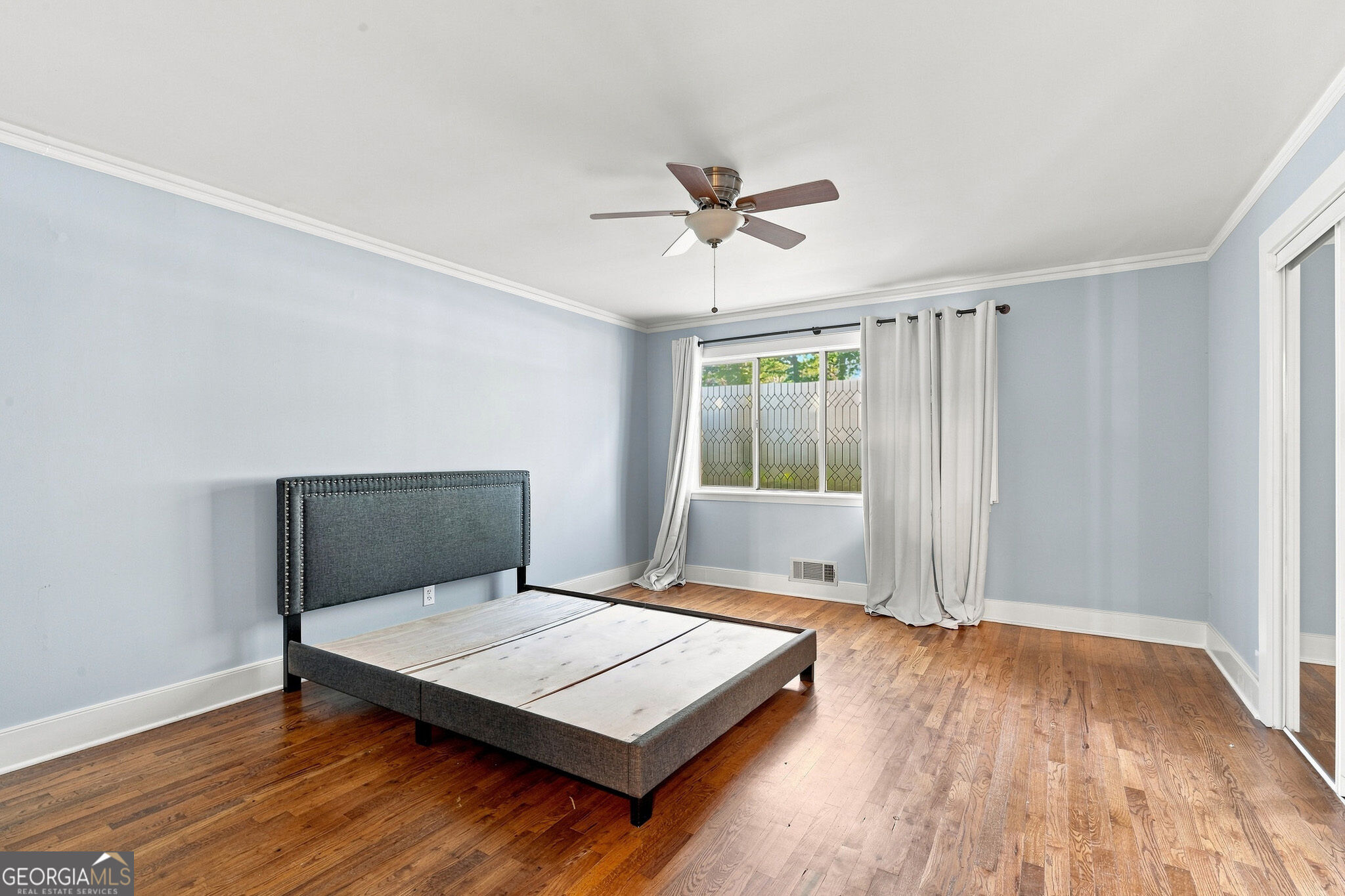 1466 E Rock Springs Road NE