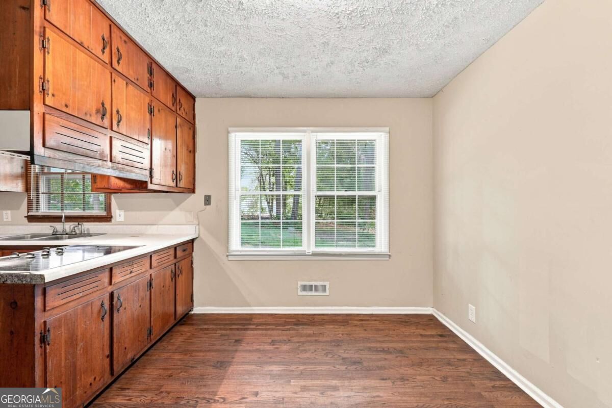 1209 Old Alabama Road SW