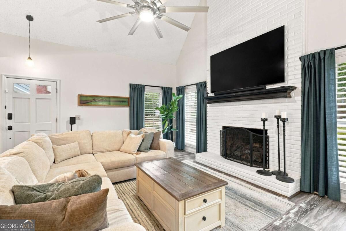 414 Roswell Green Lane