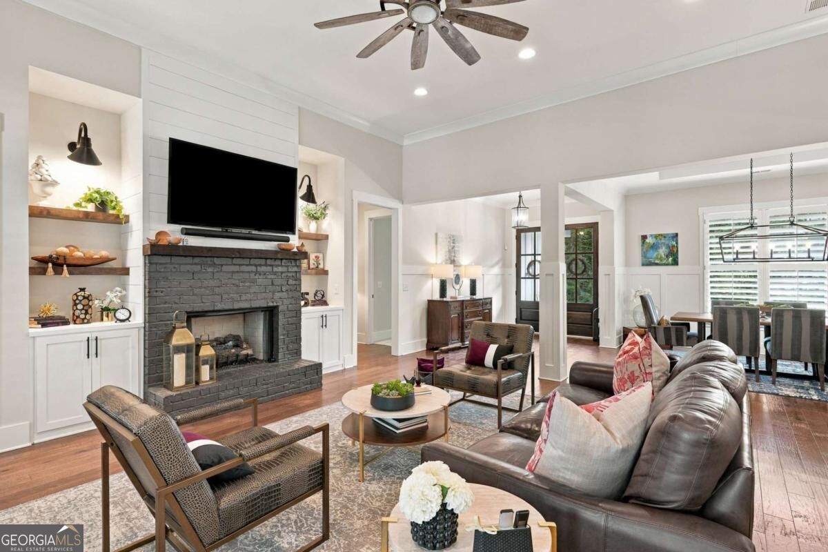 565 Mountain Road