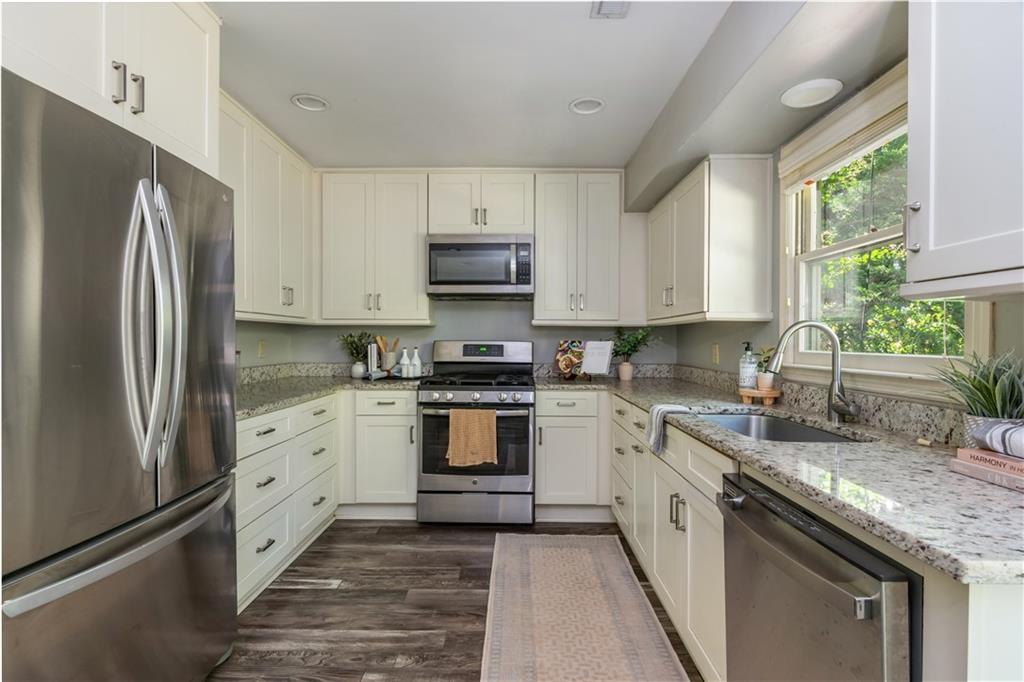 414 Roswell Green Lane