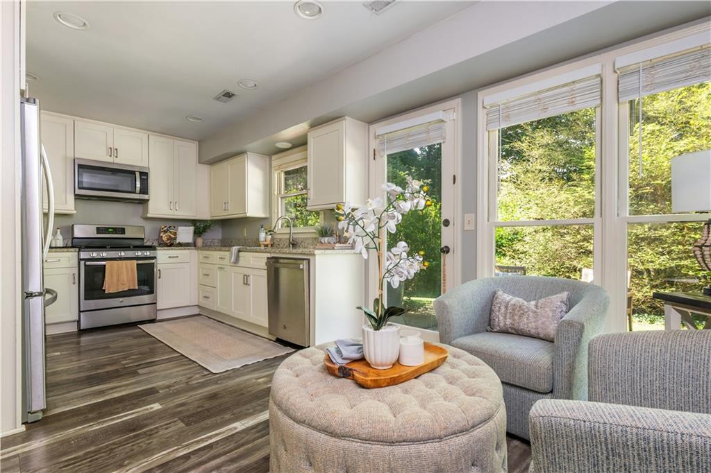 414 Roswell Green Lane