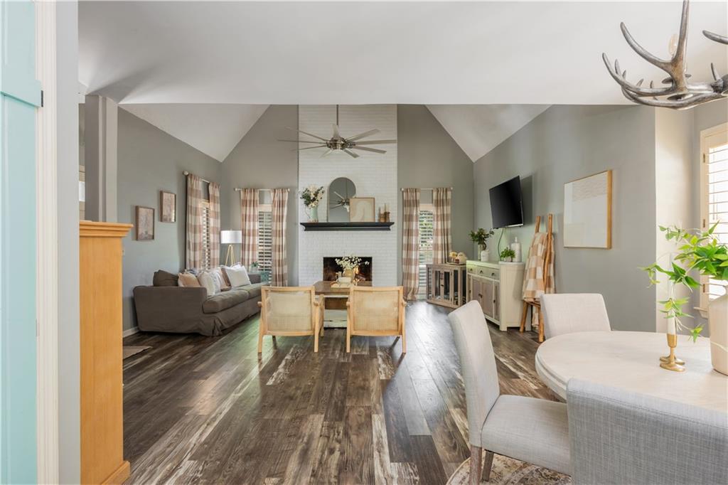 414 Roswell Green Lane