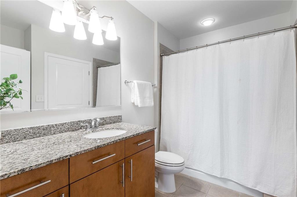 950 W Peachtree Street NW Unit 802