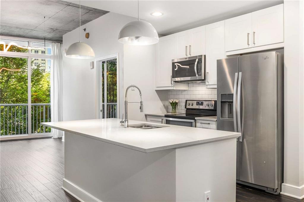 950 W Peachtree Street NW Unit 802