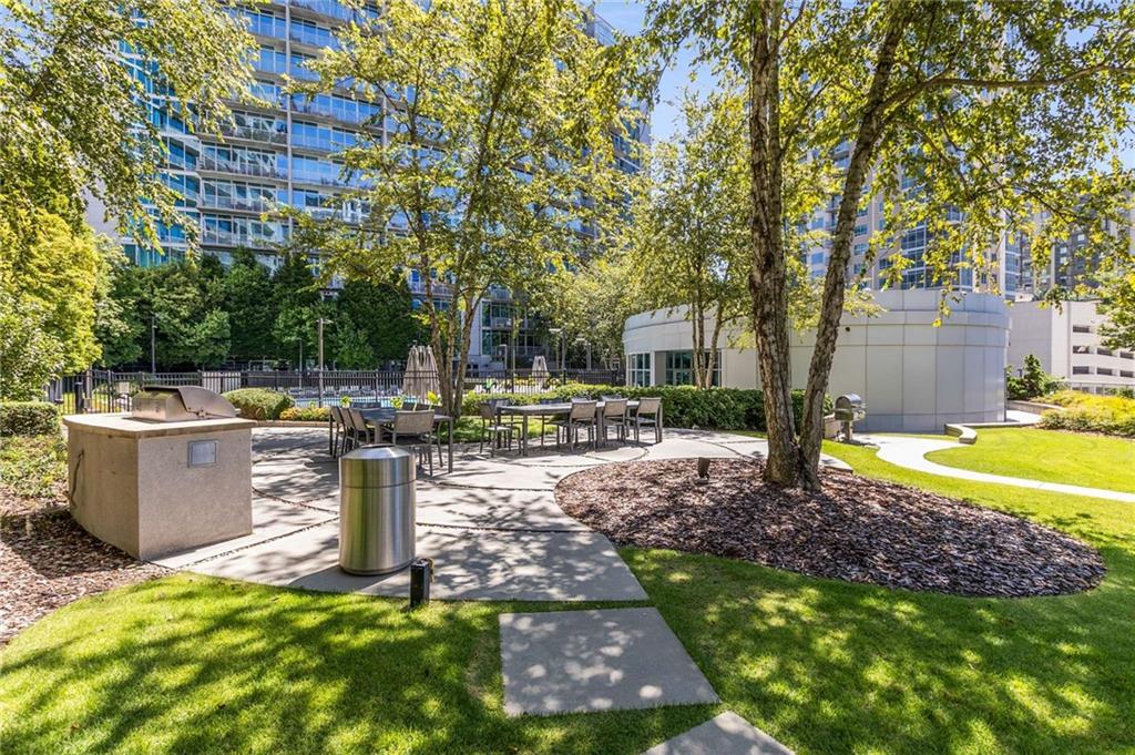 950 W Peachtree Street NW Unit 802