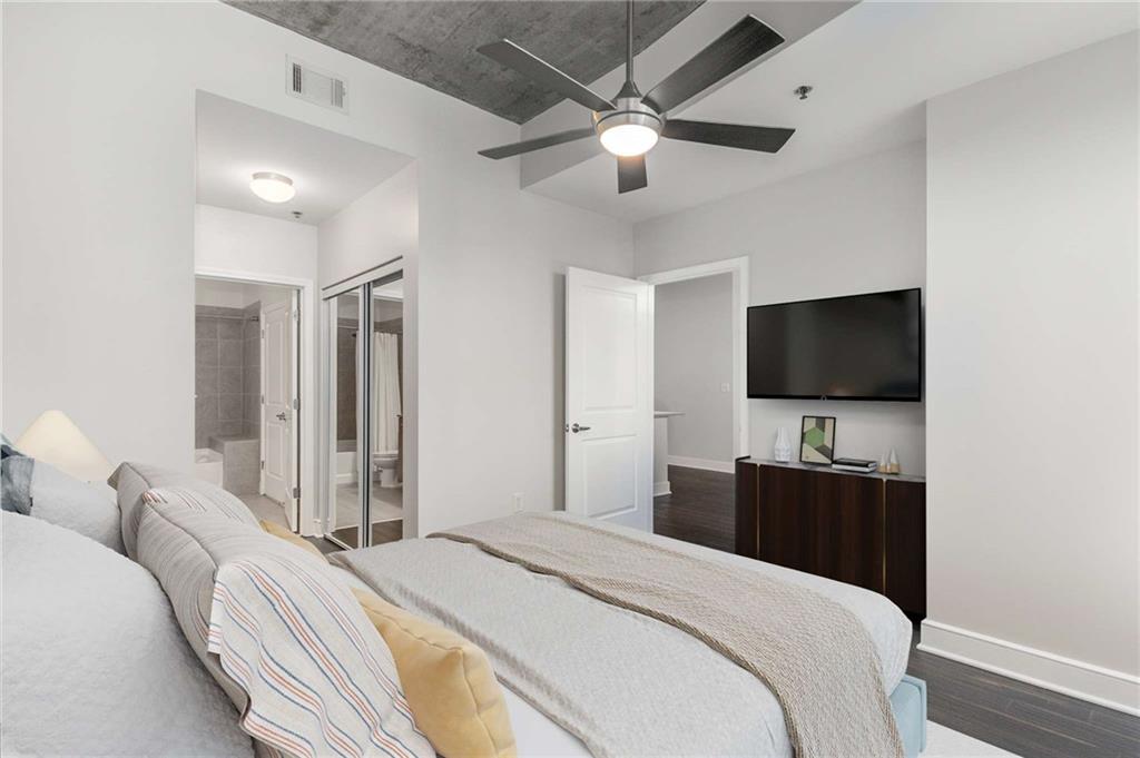 950 W Peachtree Street NW Unit 802