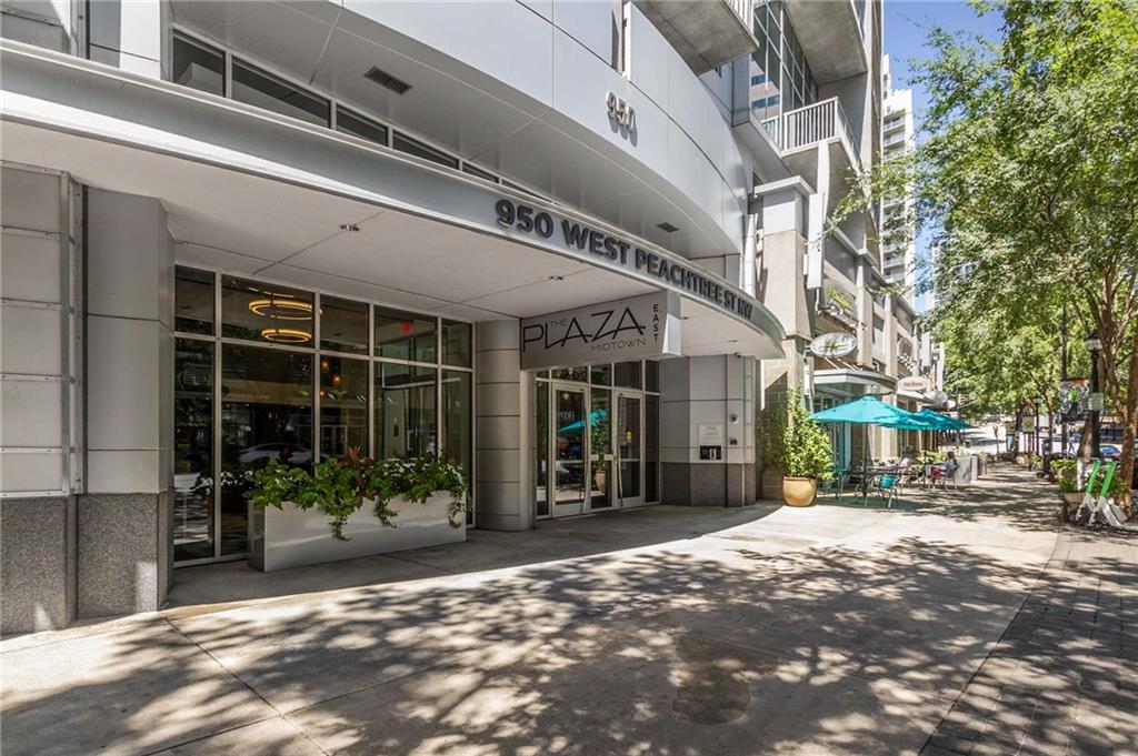 950 W Peachtree Street NW Unit 802
