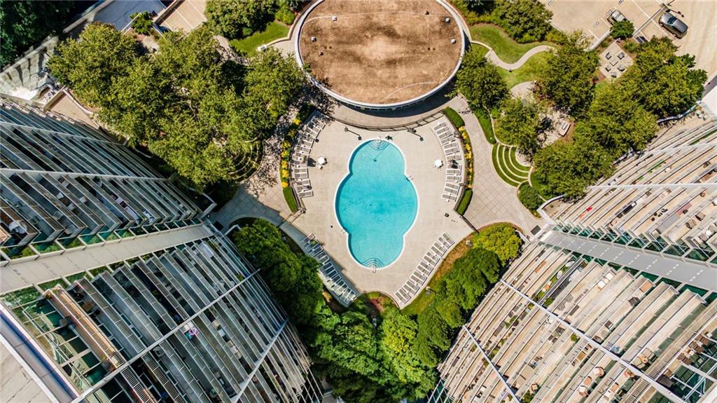 950 W Peachtree Street NW Unit 802