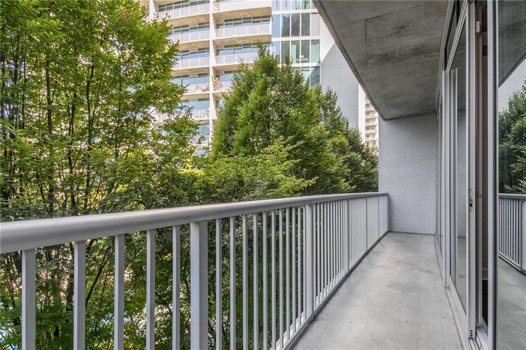 950 W Peachtree Street NW Unit 802