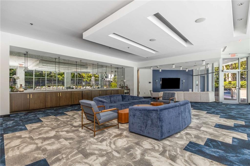 950 W Peachtree Street NW Unit 802