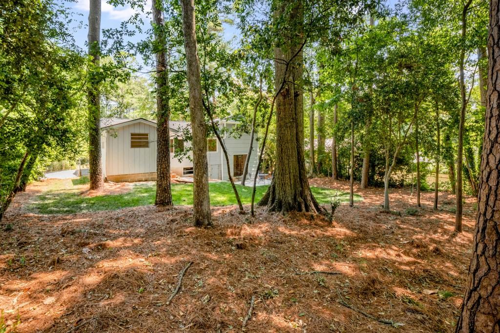 2563 Beverly Hills Drive