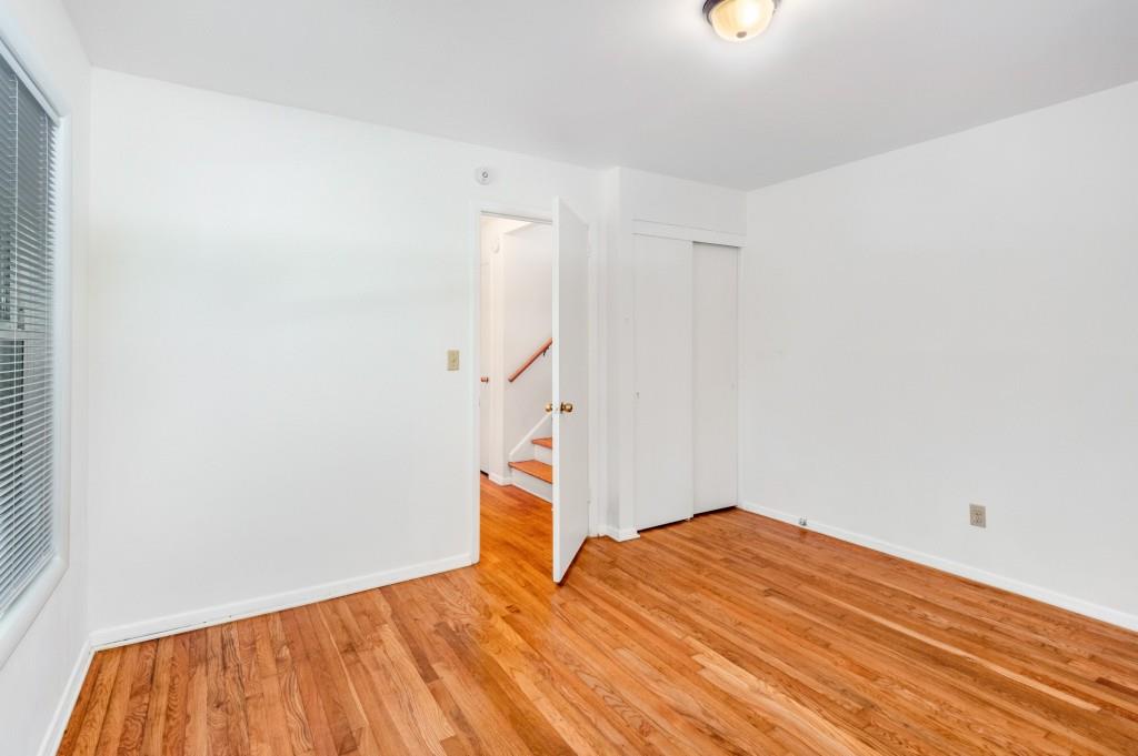 2563 Beverly Hills Drive