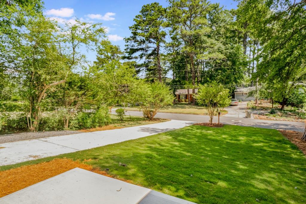 2563 Beverly Hills Drive