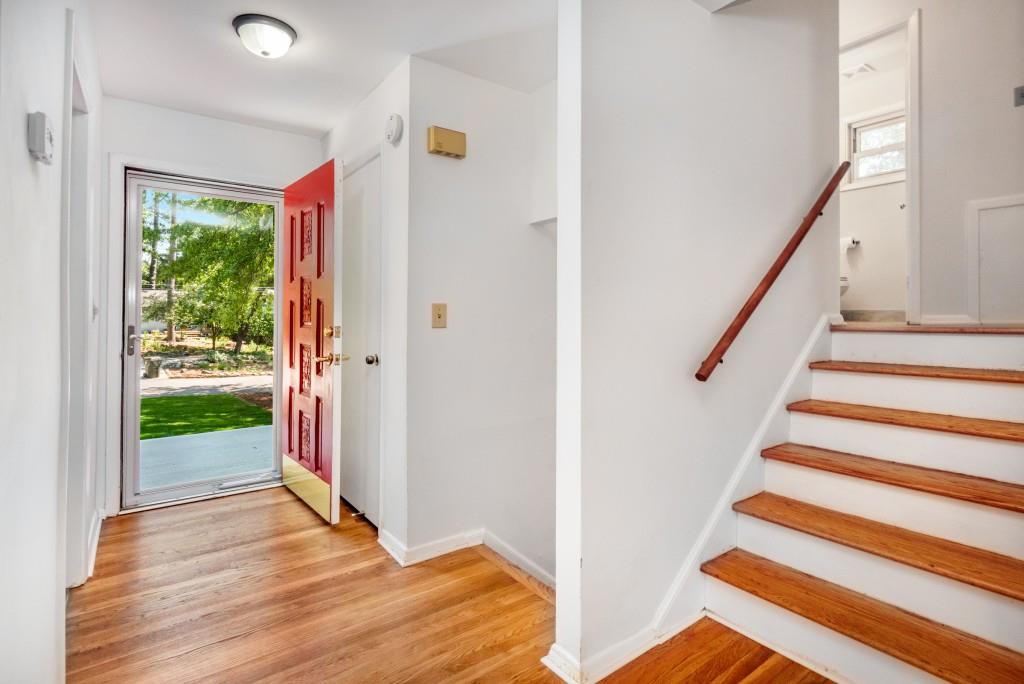 2563 Beverly Hills Drive