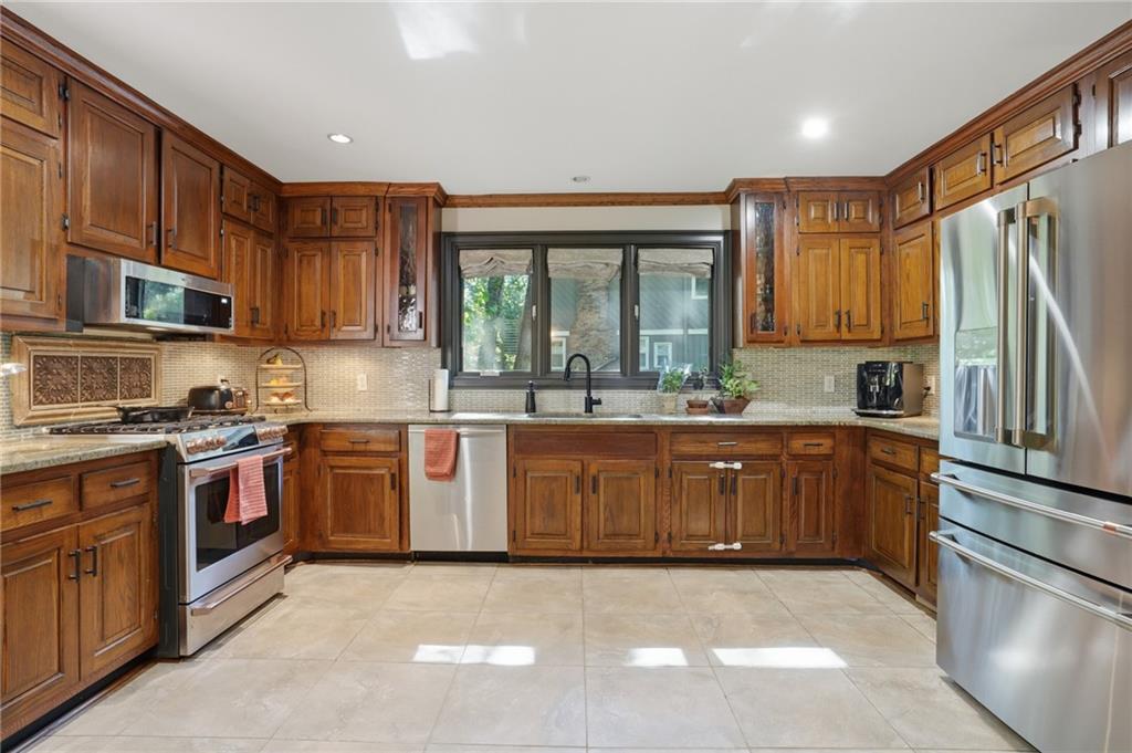 1180 Saint Andrews Circle
