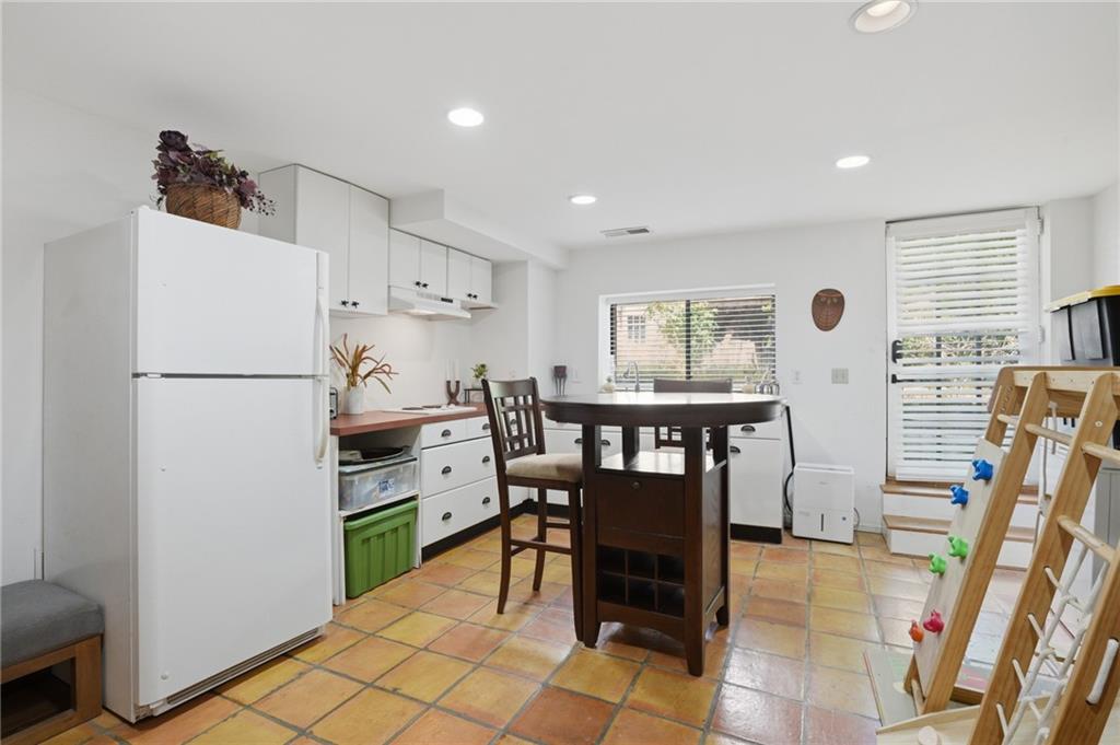 1180 Saint Andrews Circle