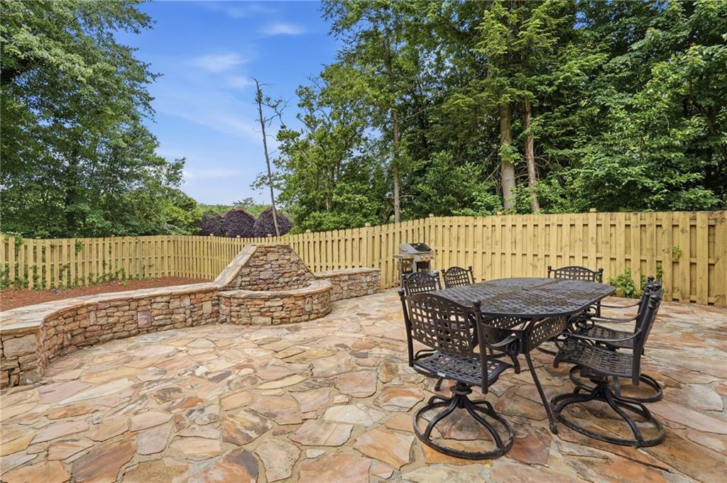 405 Briars Bend