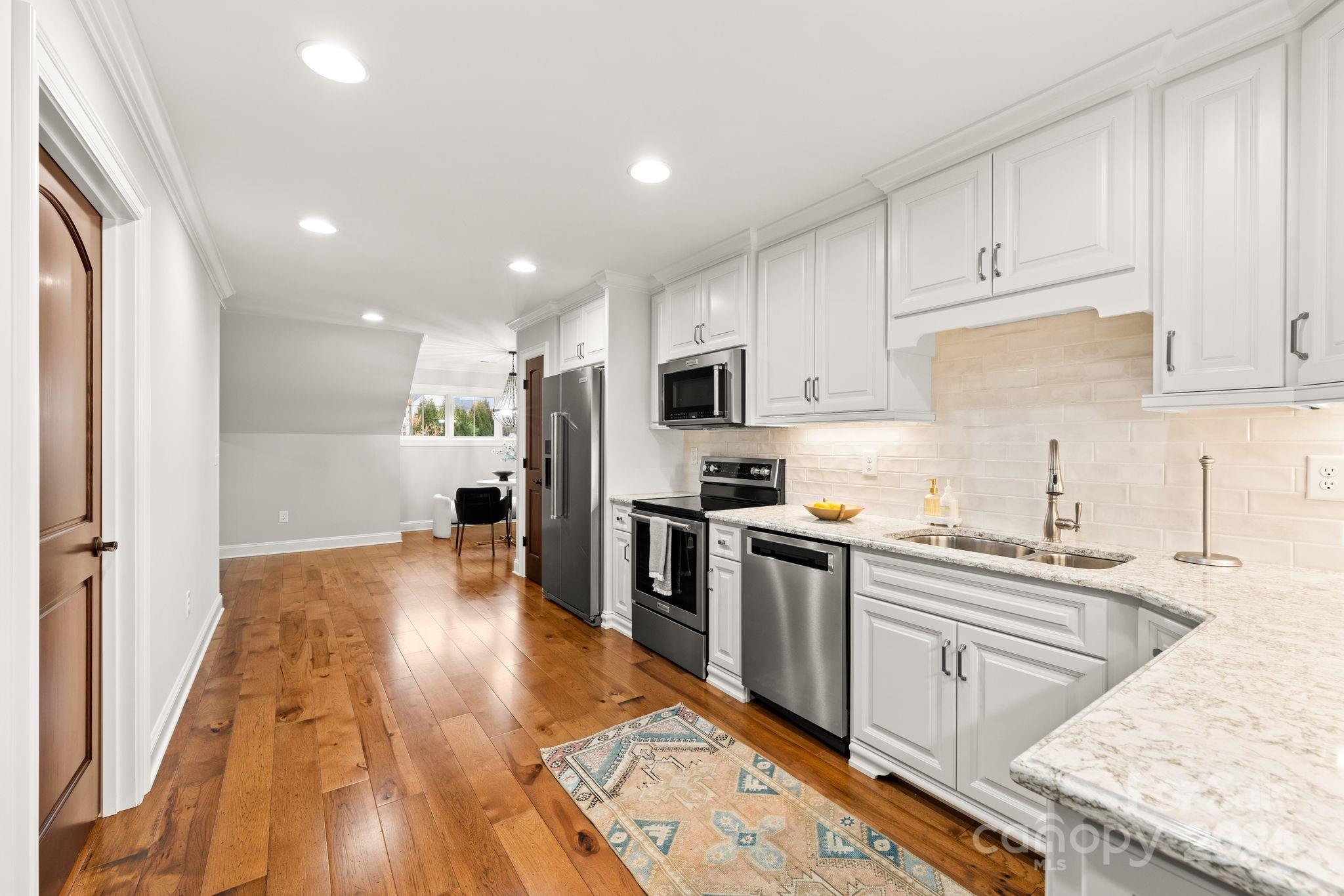 846 Armstrong Road