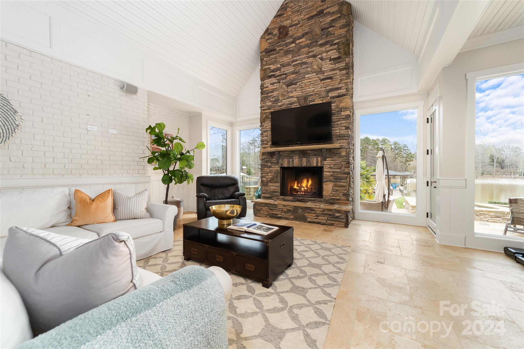 846 Armstrong Road