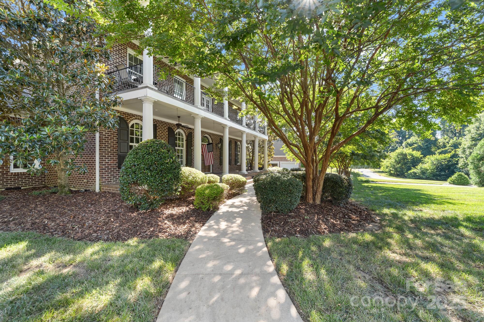 200 Galey Ridge