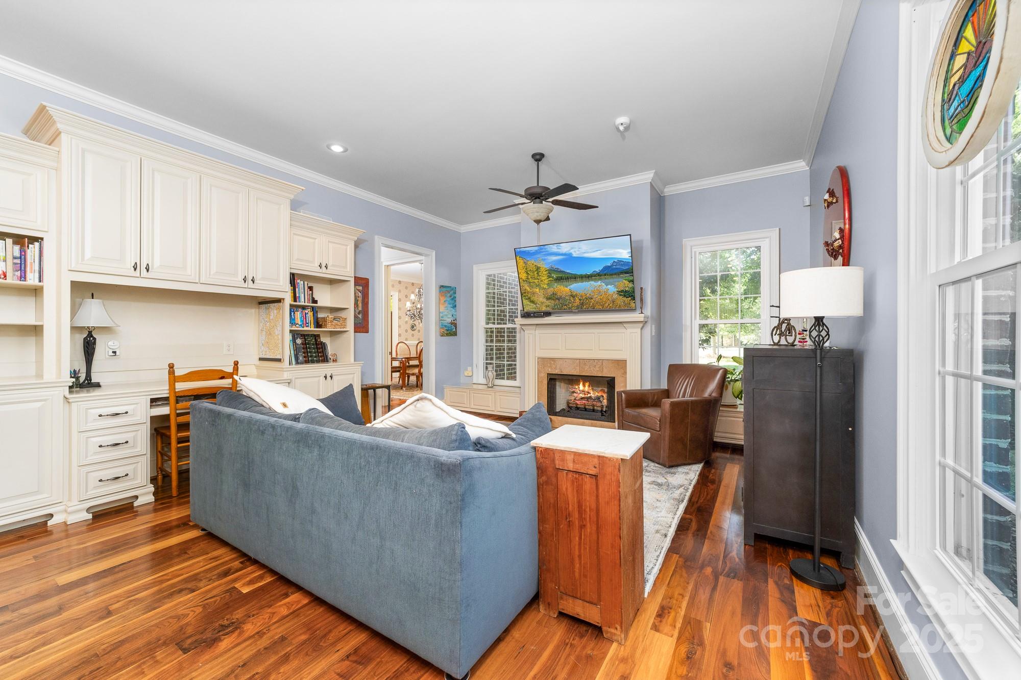 200 Galey Ridge