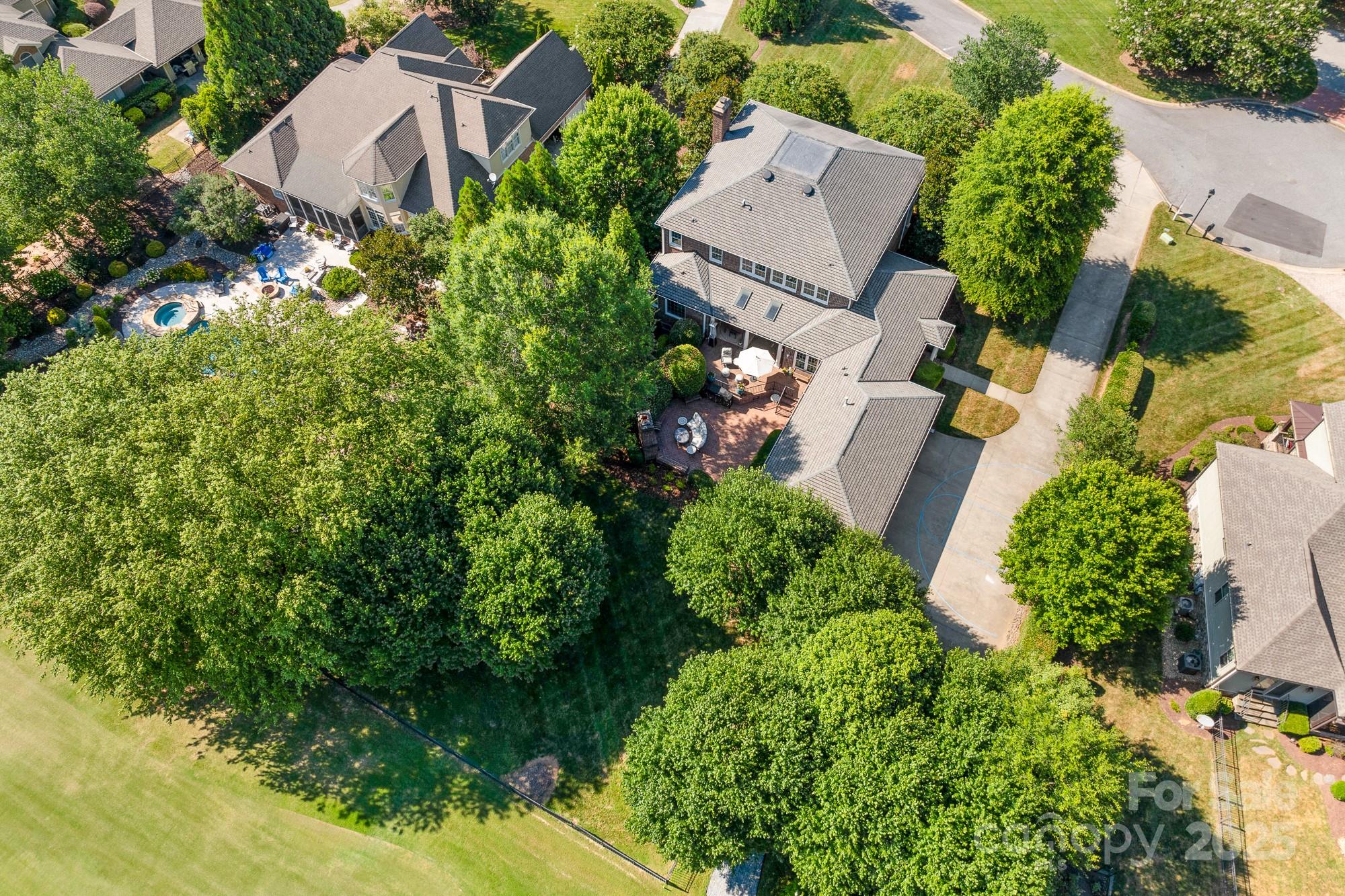 200 Galey Ridge