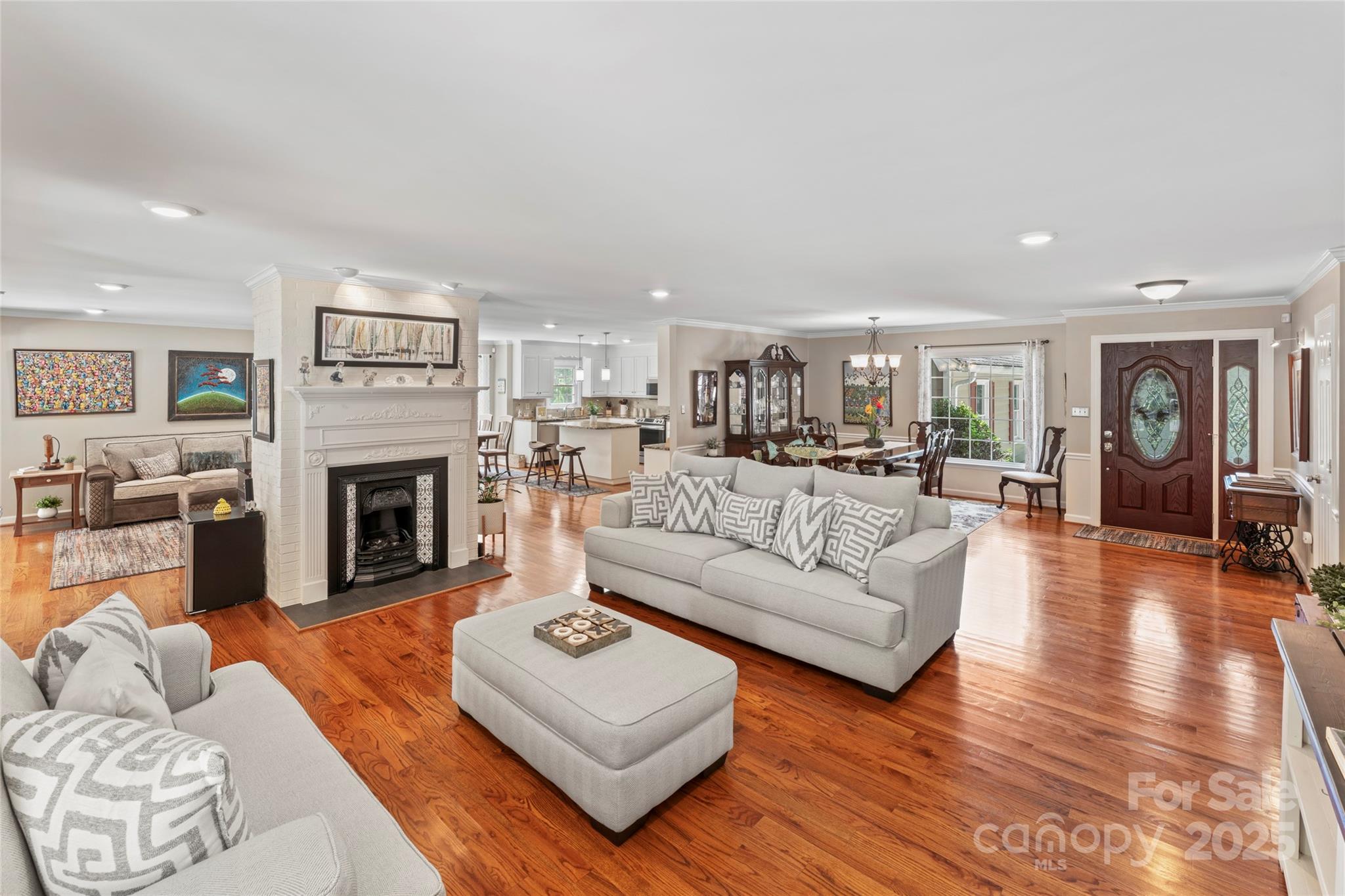 4210 Patriots Way Unit: 9