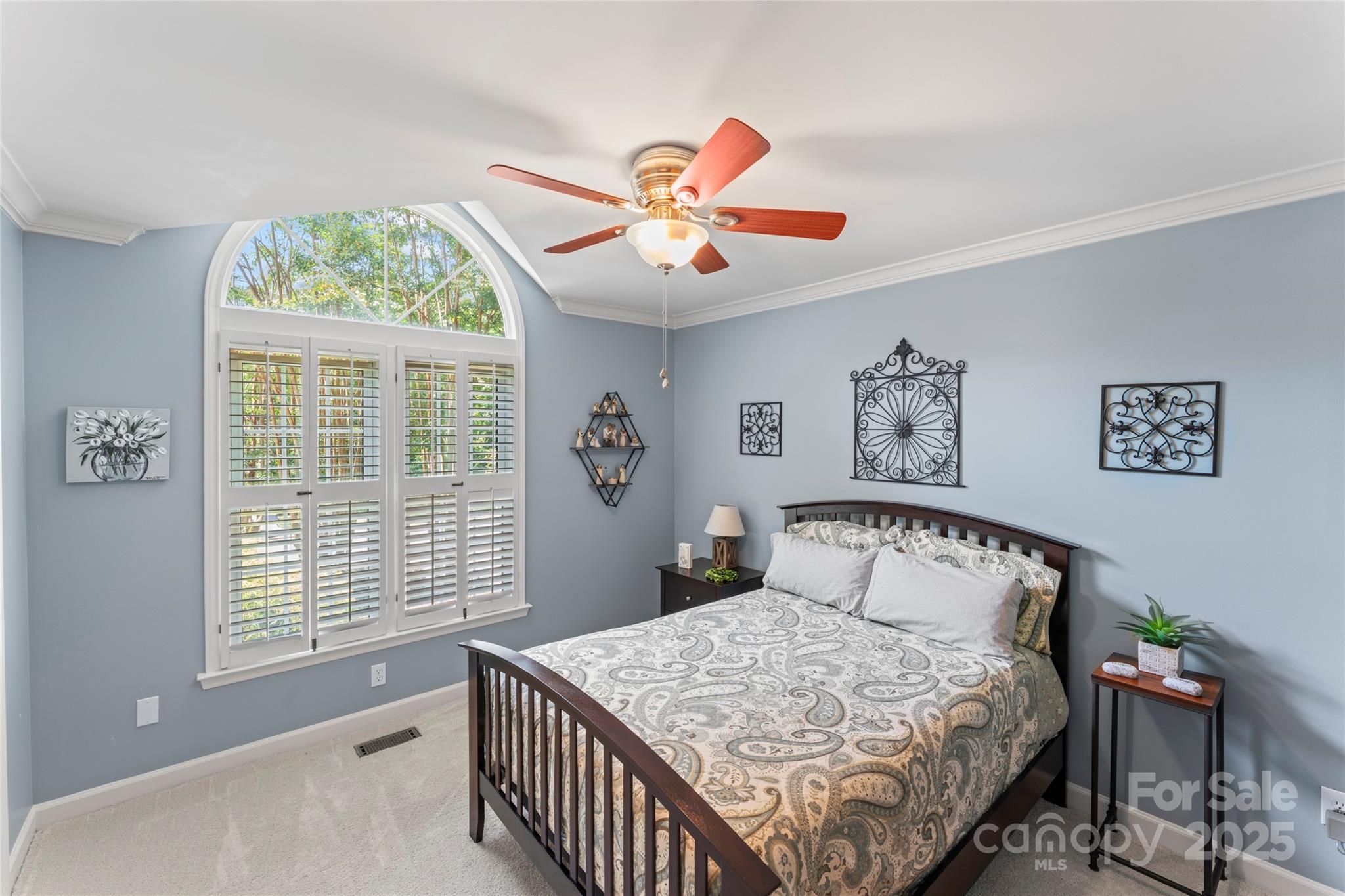 4210 Patriots Way Unit: 9