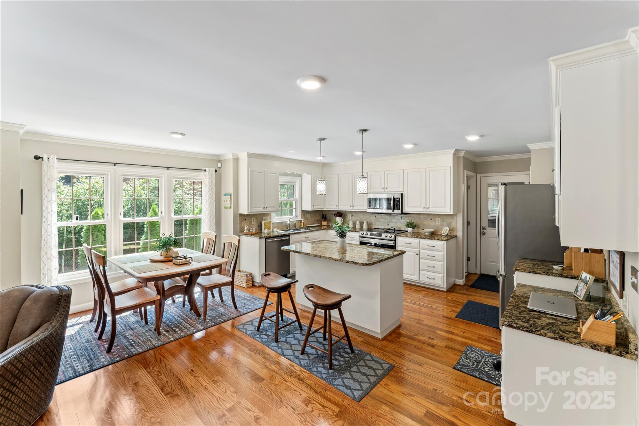 4210 Patriots Way Unit: 9