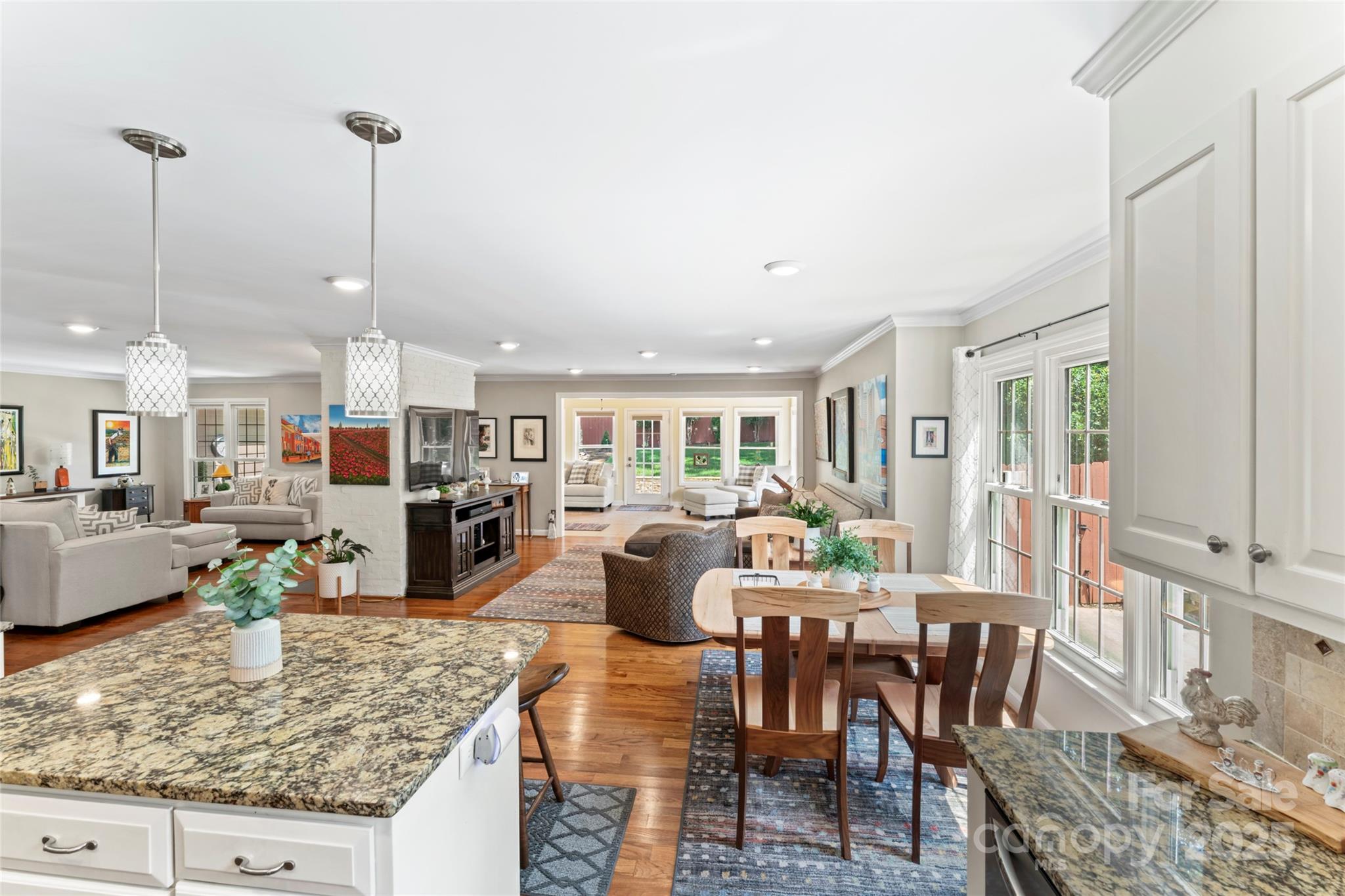 4210 Patriots Way Unit: 9