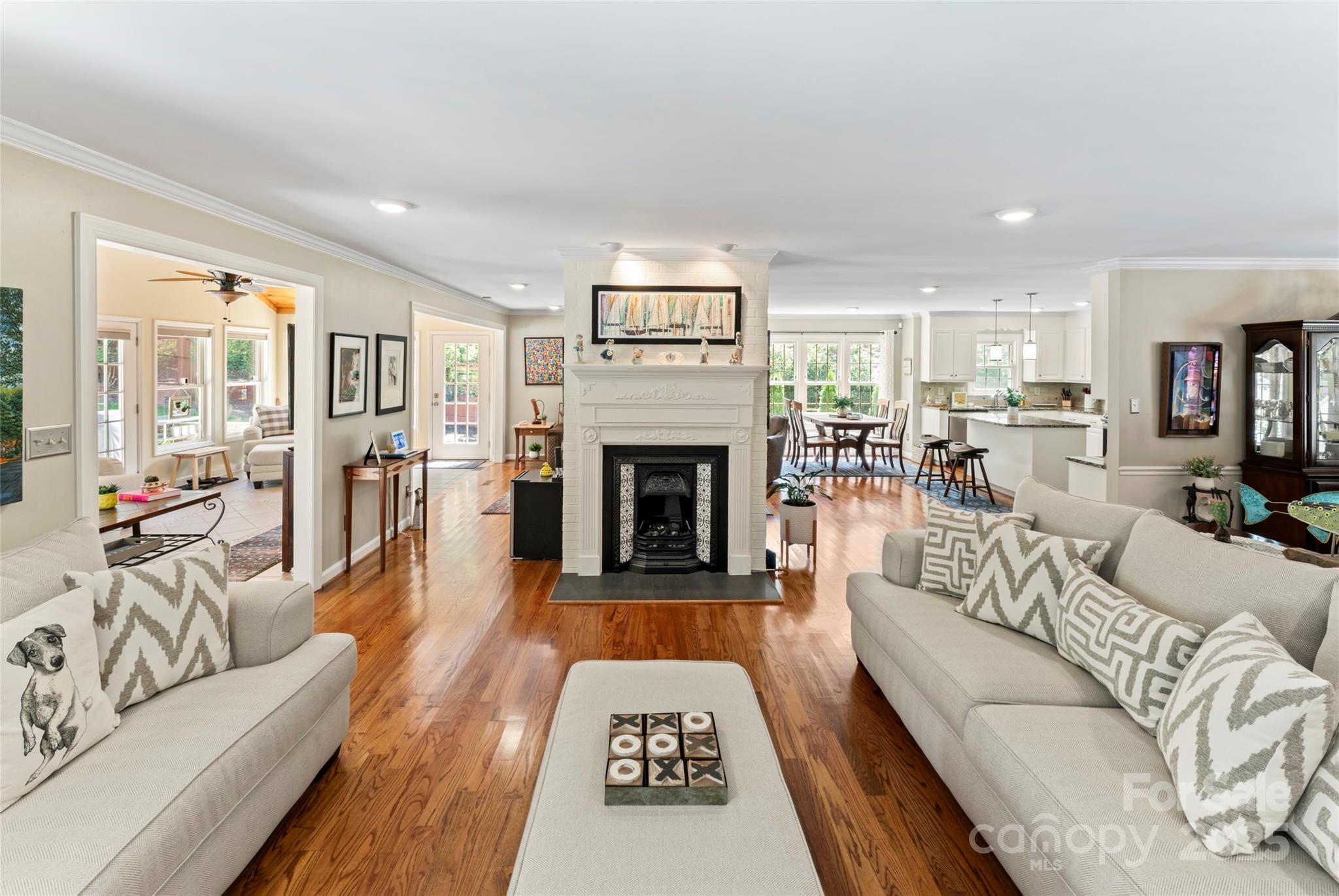 4210 Patriots Way Unit: 9