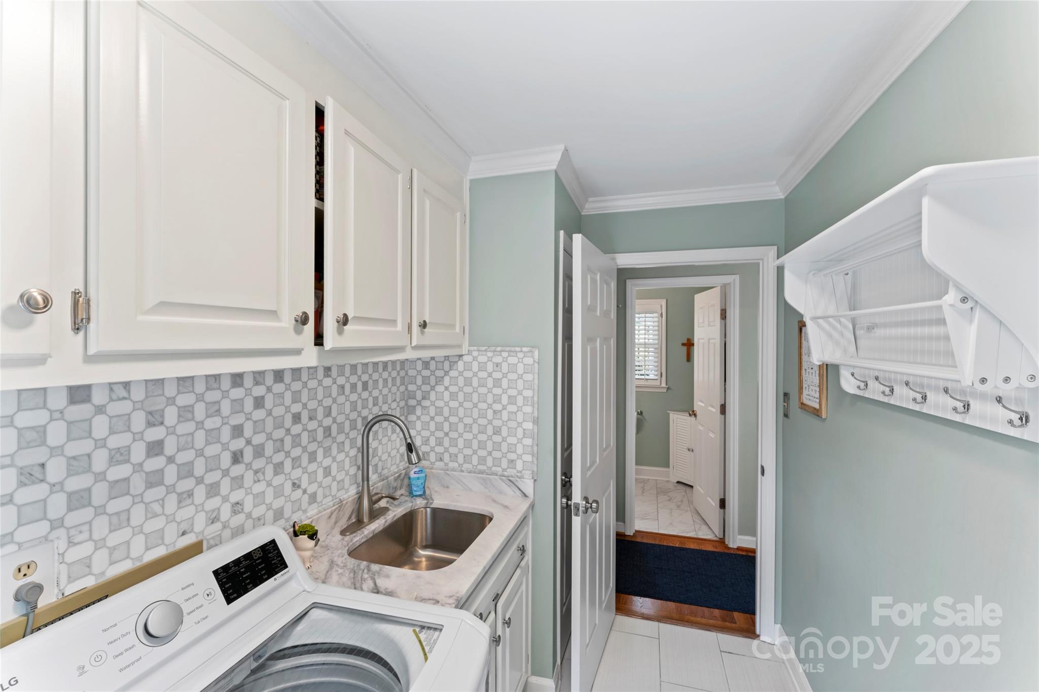 4210 Patriots Way Unit: 9