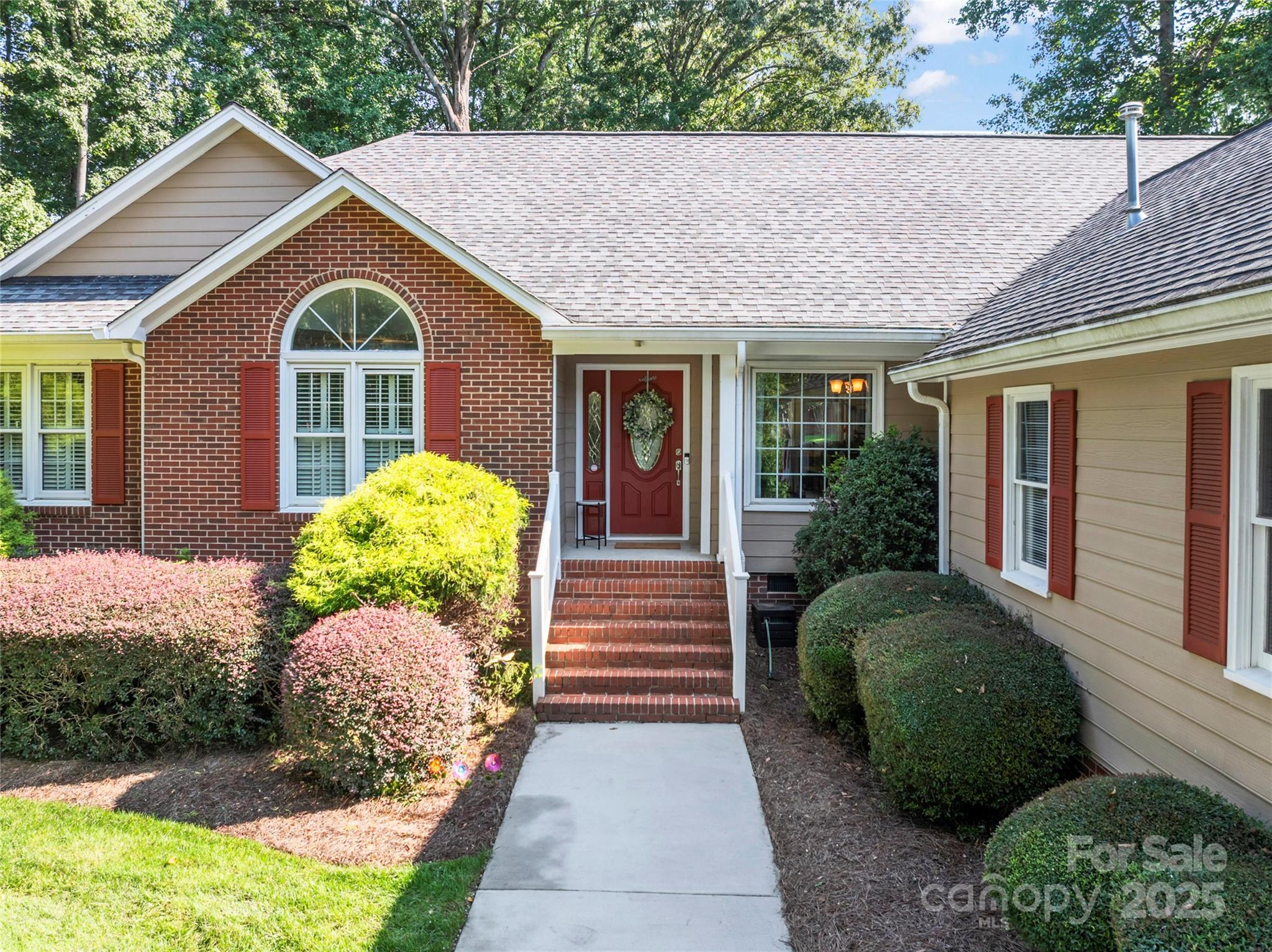 4210 Patriots Way Unit: 9