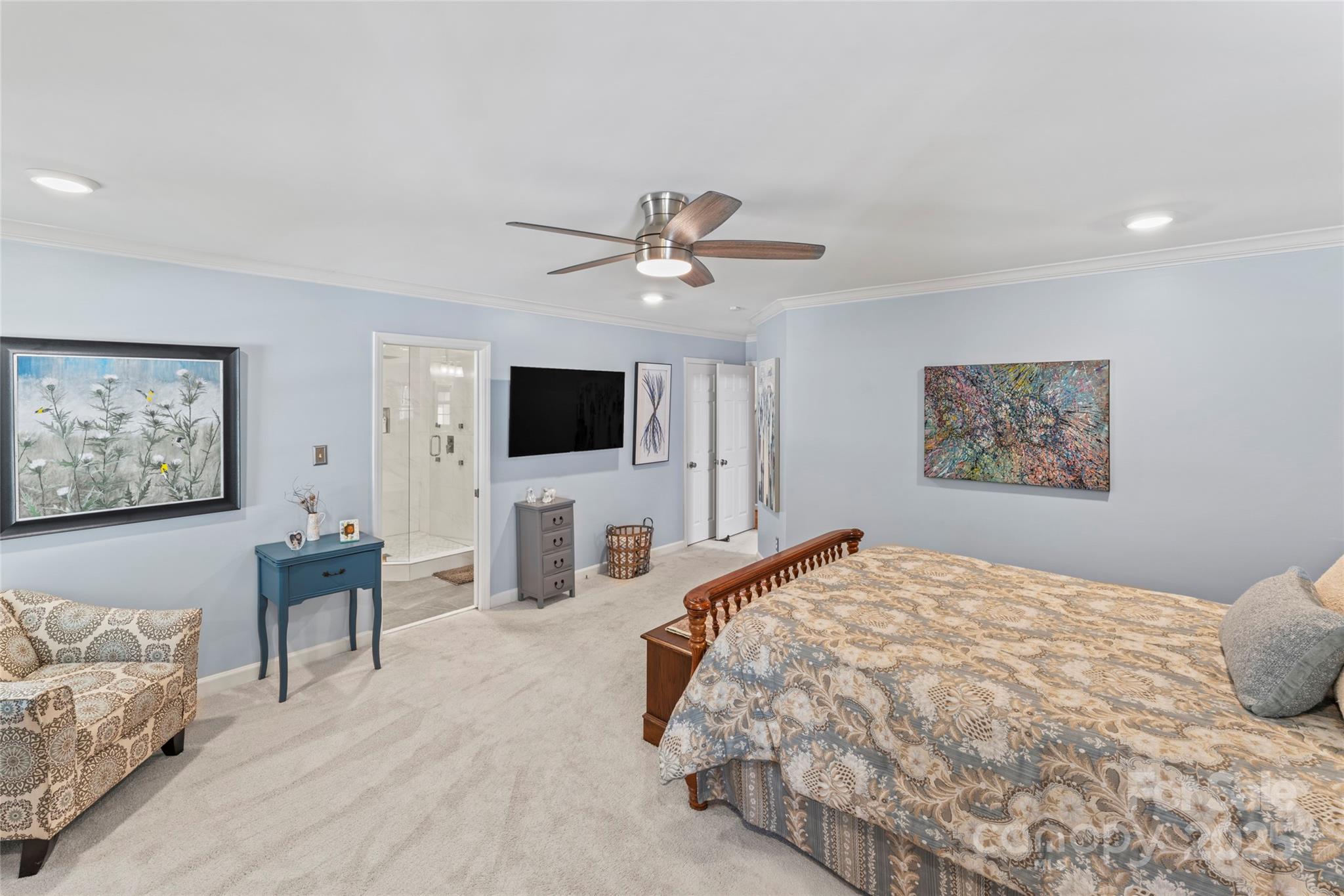 4210 Patriots Way Unit: 9