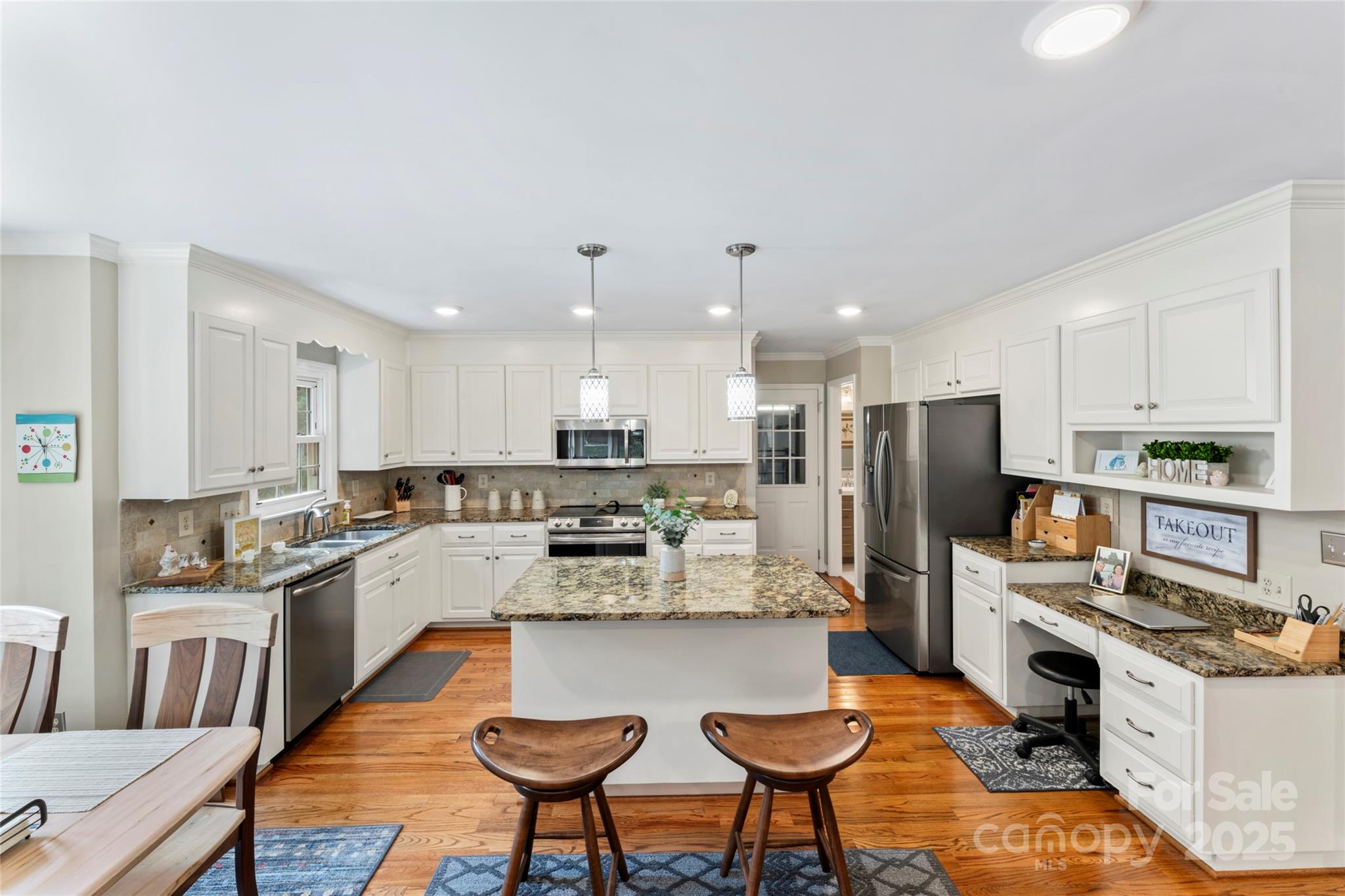 4210 Patriots Way Unit: 9