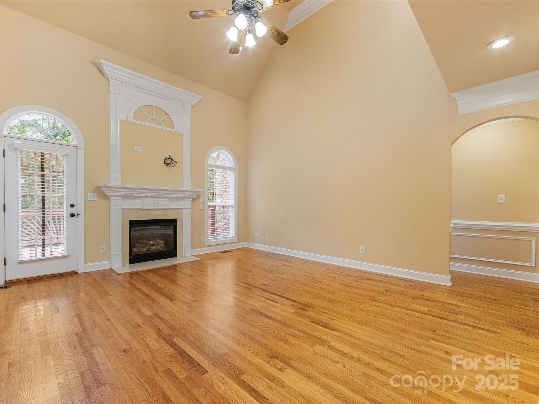 5060 Cramer Woods Drive