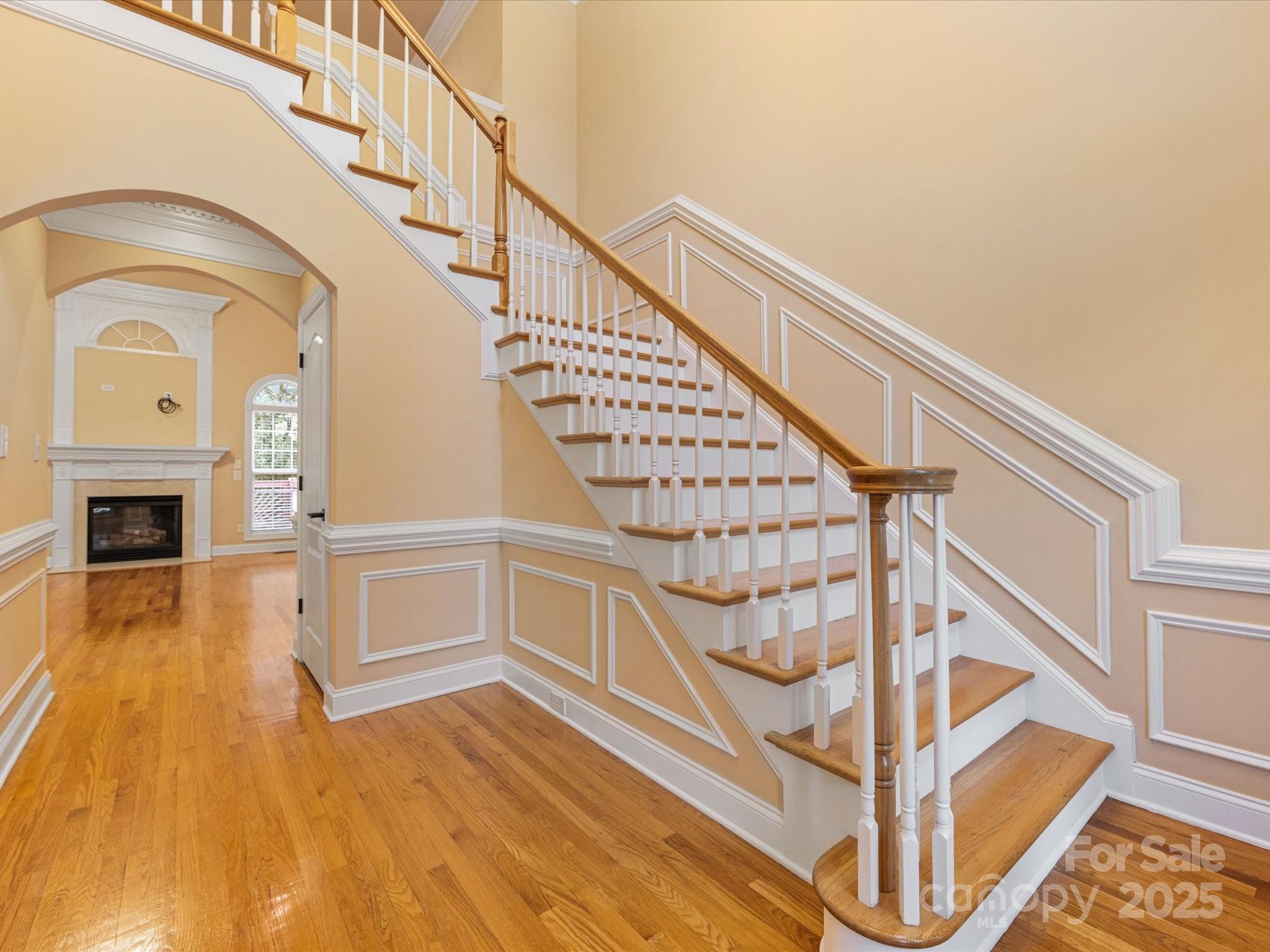 5060 Cramer Woods Drive