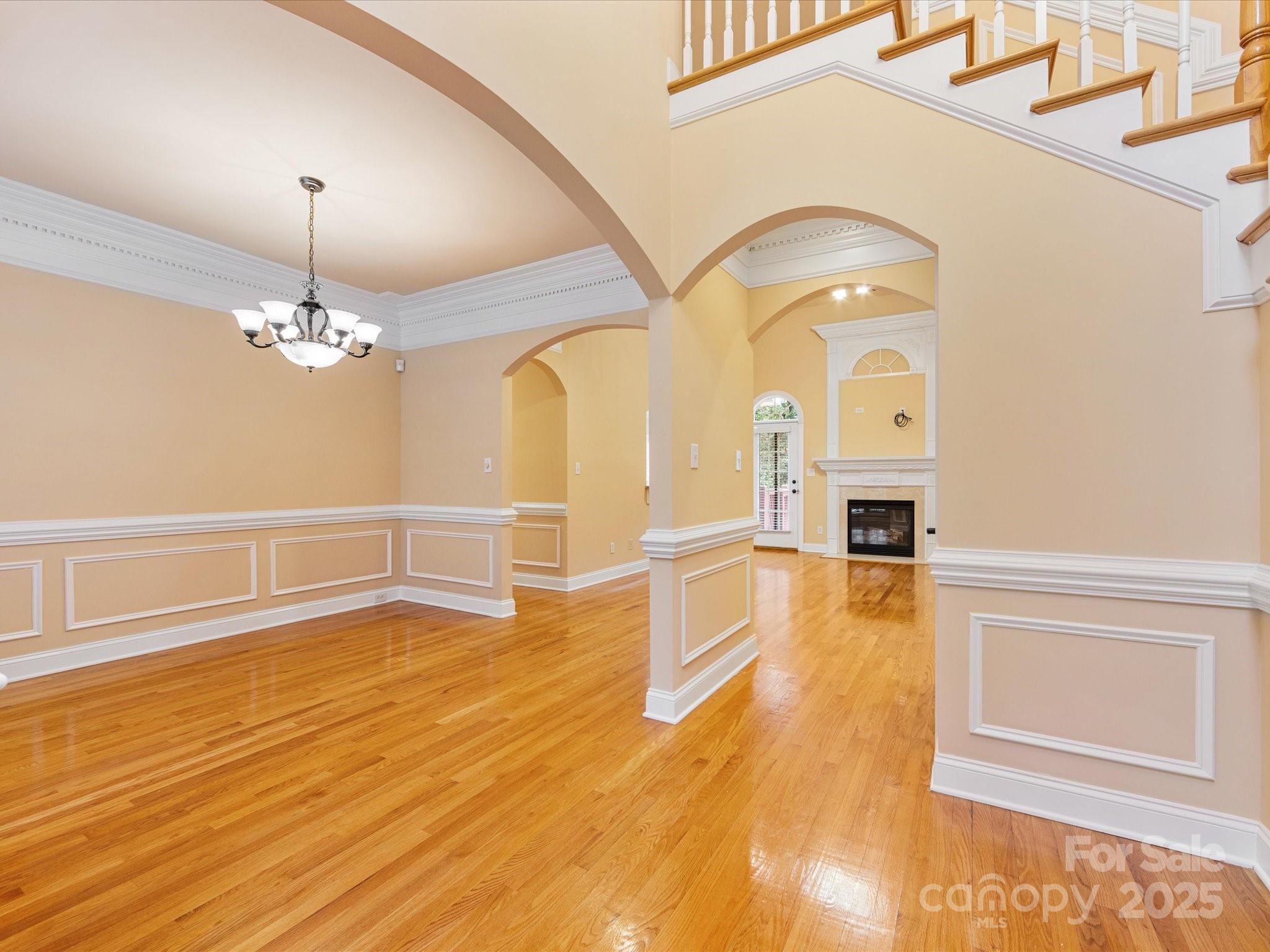 5060 Cramer Woods Drive