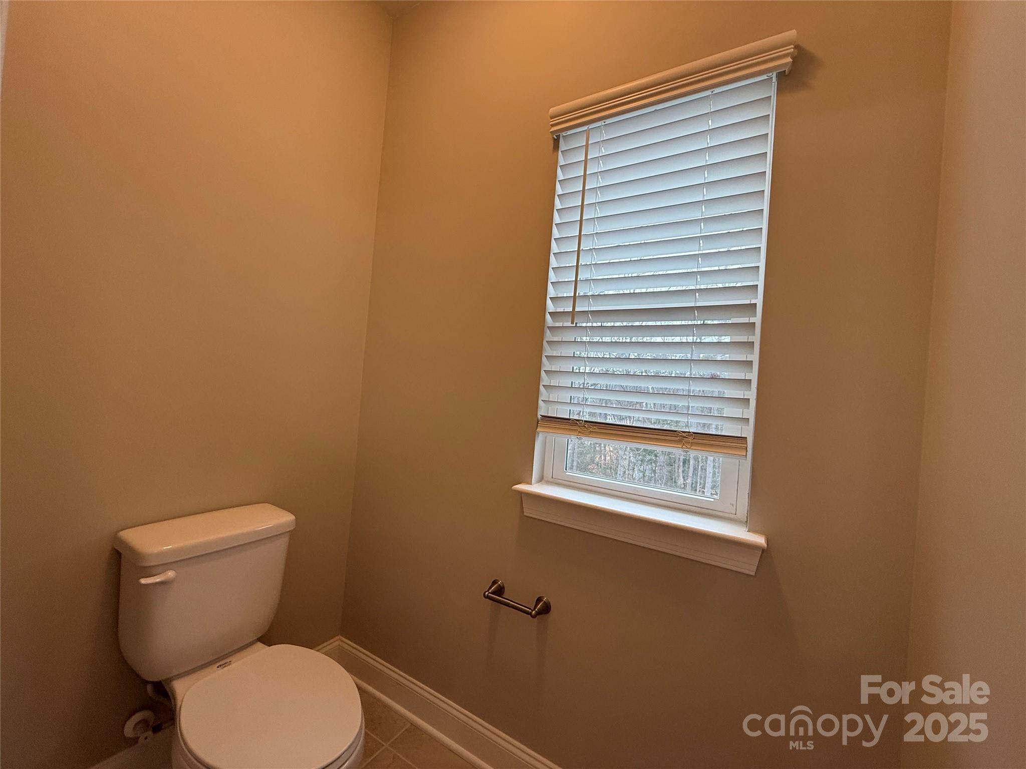 1073 Moonlight Mist Road