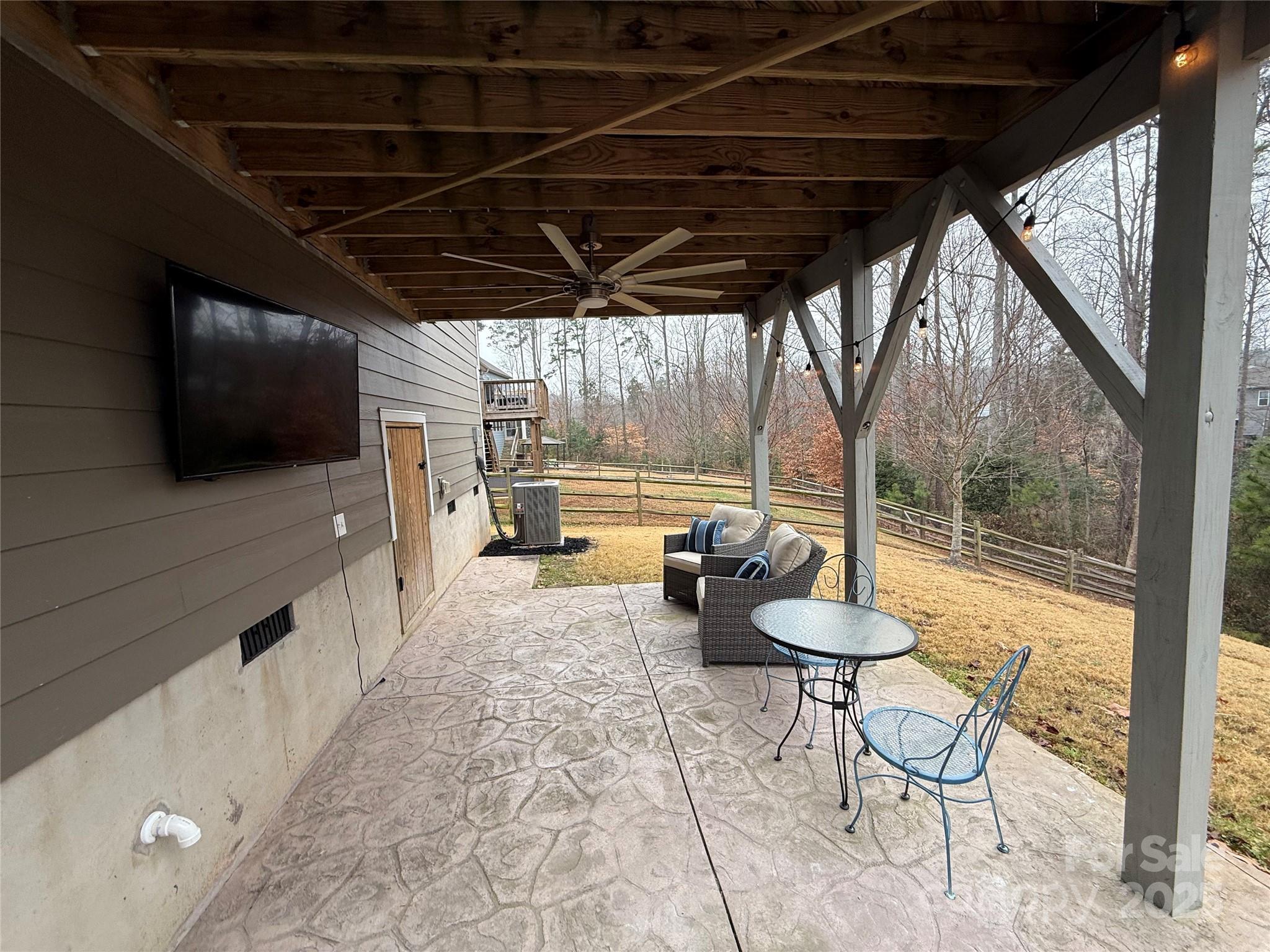 1073 Moonlight Mist Road