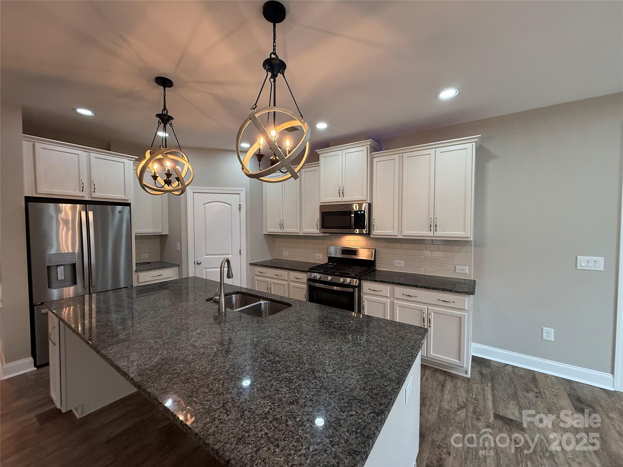 1073 Moonlight Mist Road